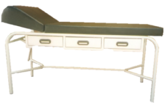 CHASELONG DE EXAMEN  CON TRES CAJONES